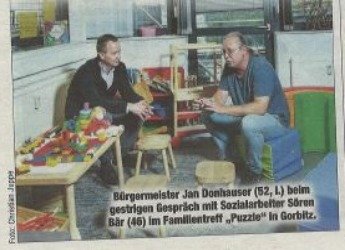Familientreff »Puzzle«: Bildungsbürgermeister im Gespräch mit Sören Bär